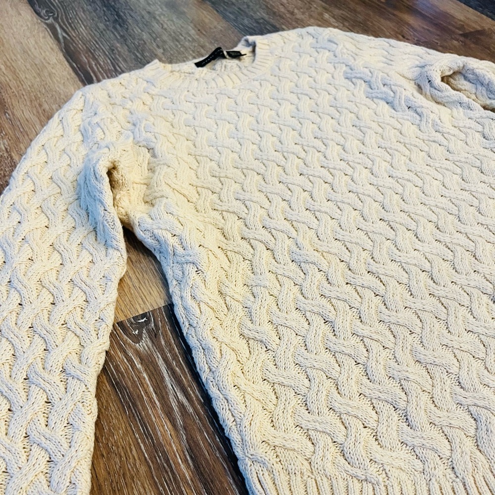 Sweater - Picture 3 of 3